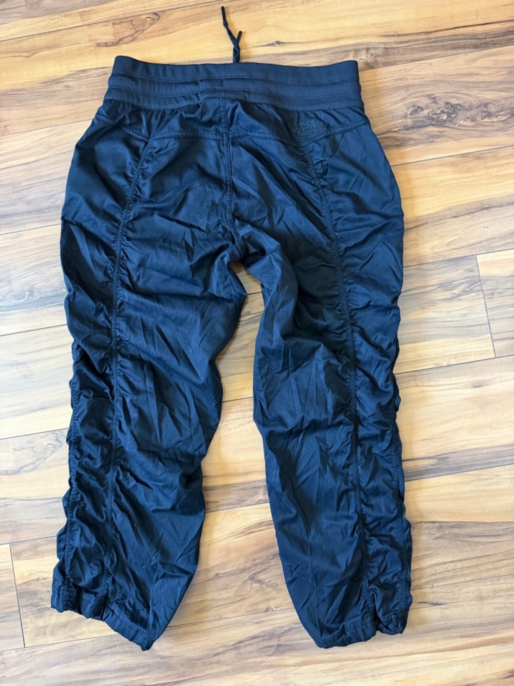 The North Face Womens Aphrodite 2.0 Capri - Black - Picture 4 of 12